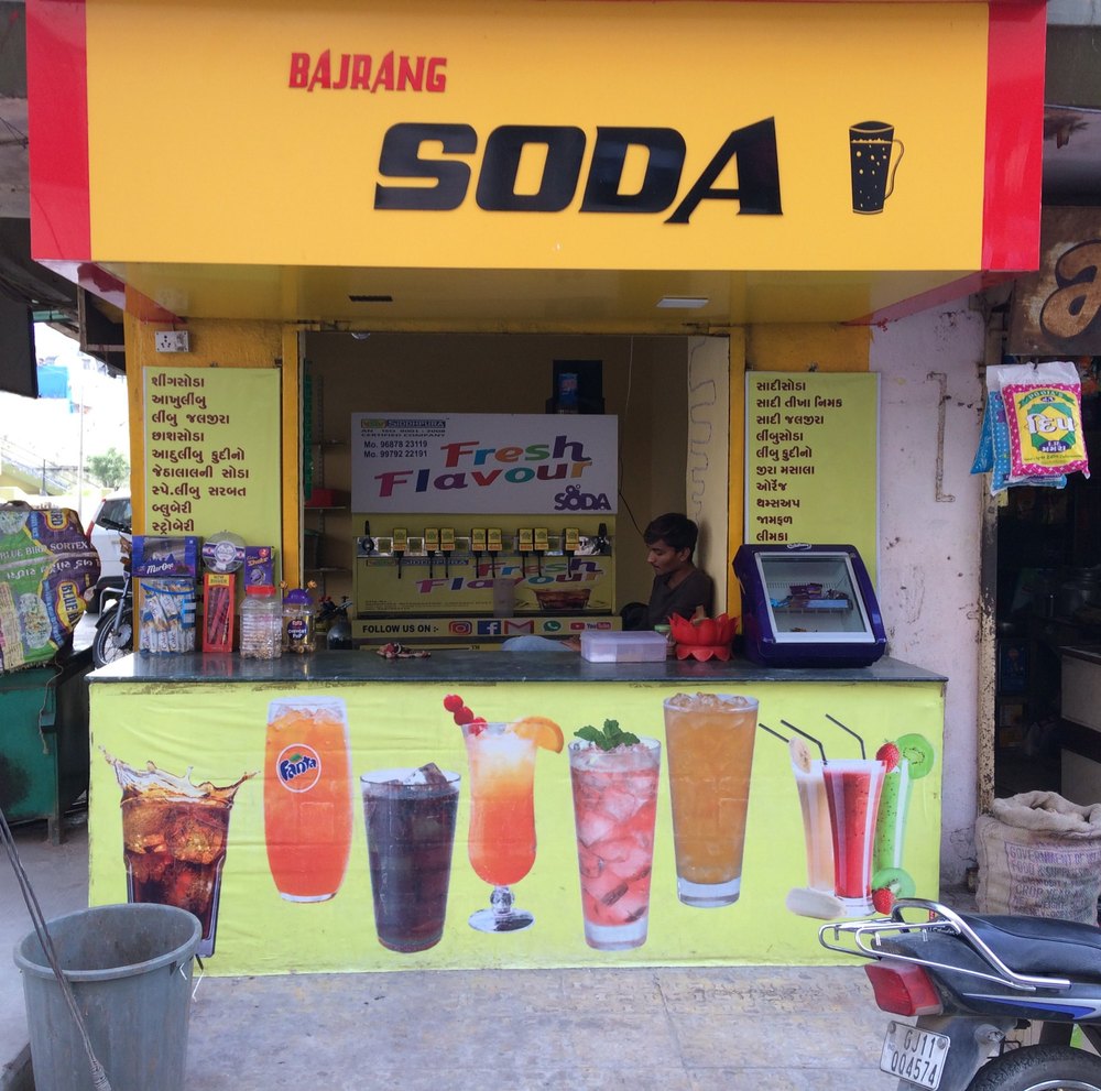 Loose Beverages Stainless Steel 304 Grade Soda Shop Machine, Model Name/Number: Ss 802, 230 V