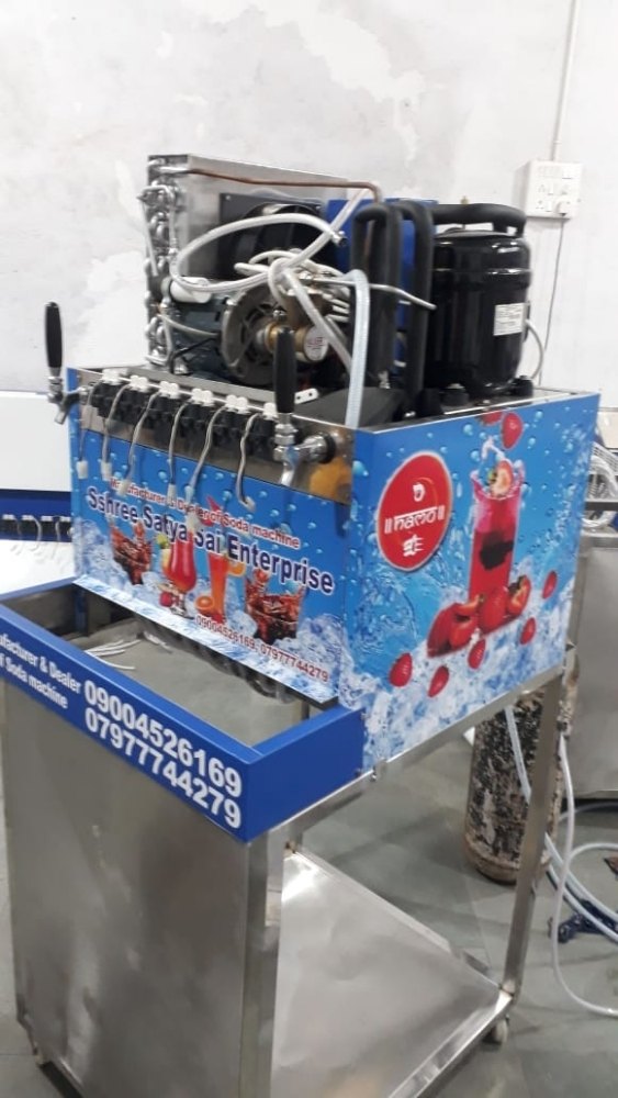 Mobile Soda Machine, Capacity: 1200 Glass Per Day