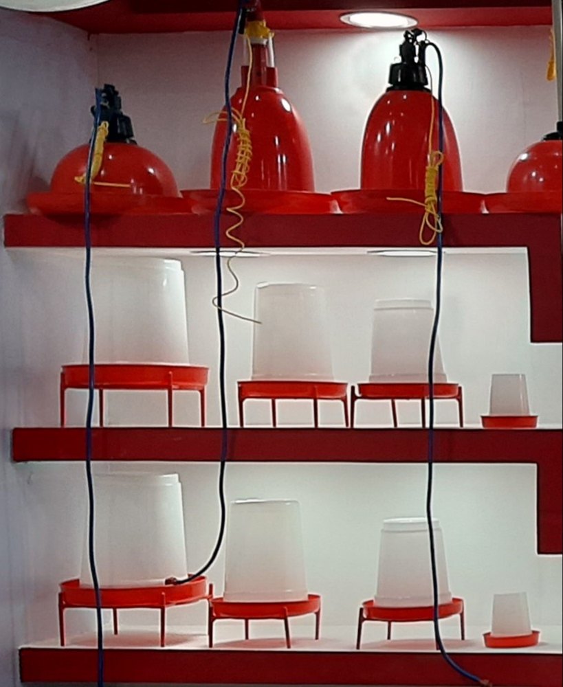 Chick Drinker With Stand 3 Litres