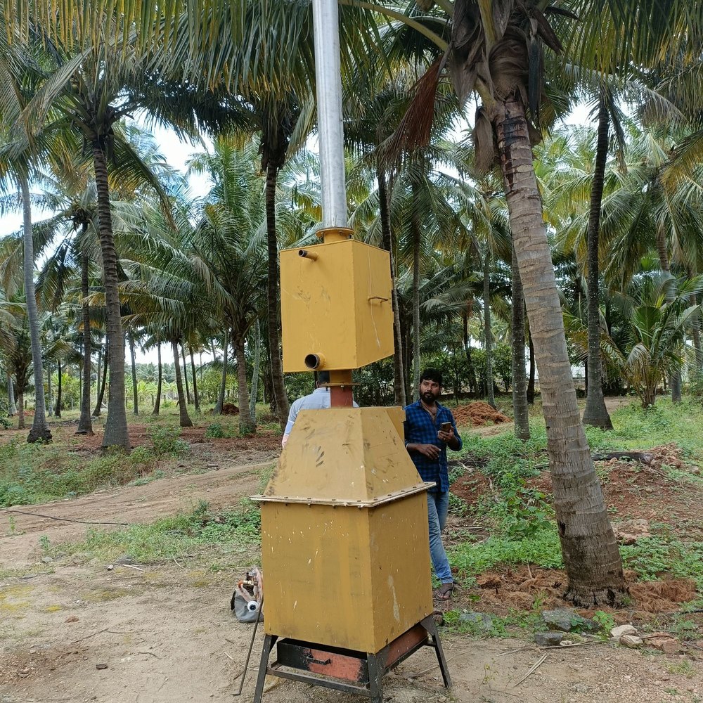Gas Industrial Waste Poltry Farm incinerator, Capacity: 40 kg/batch