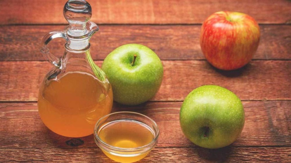 Arian Expeller Pressed Apple seed oil, For Pharma, Packaging Size: 5 Kg