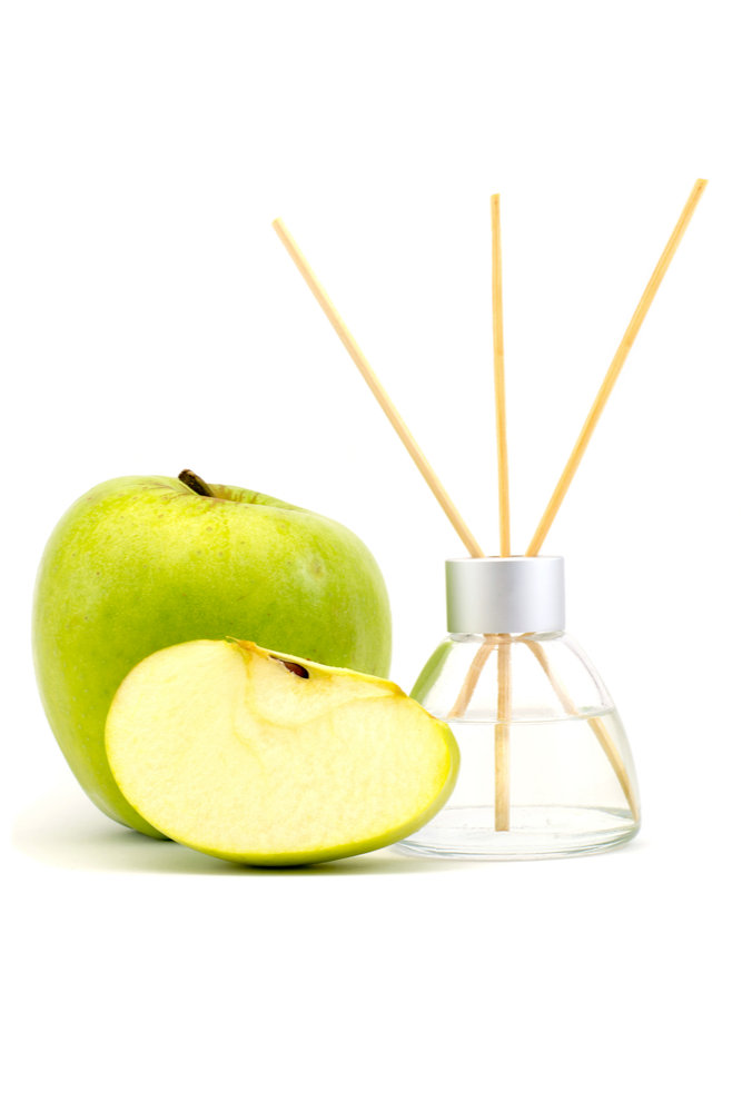 Rang Birang.com Liquid Green Apple OIl, Cosmetics, Packaging Size: Kilogram