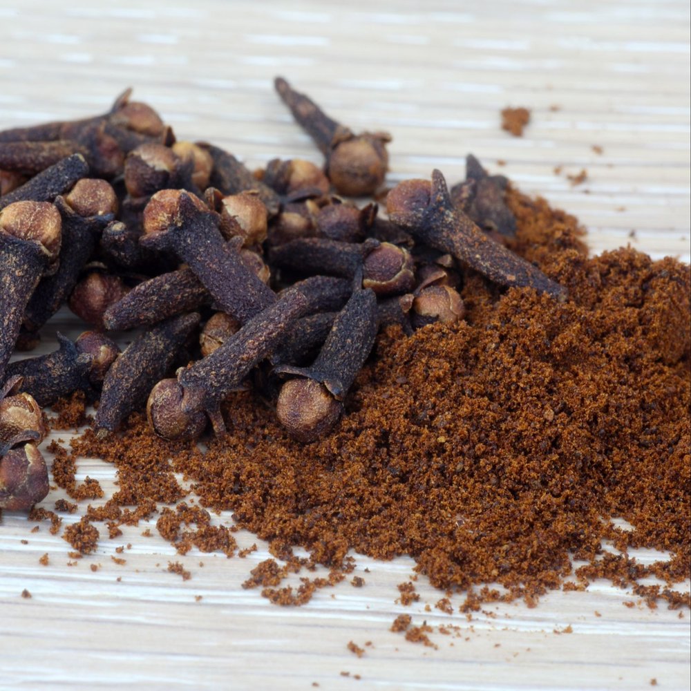 Spicy Dried Clove Powder, Packaging: Packet, Packaging Size: 1kg to 25kg