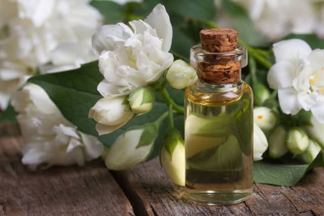 Sunrise Liquid Gardenia Oil, For Aroma, 1 Kg