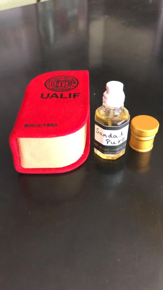 Pure Sandalwood Oil, Packaging Type: Glass Bottle