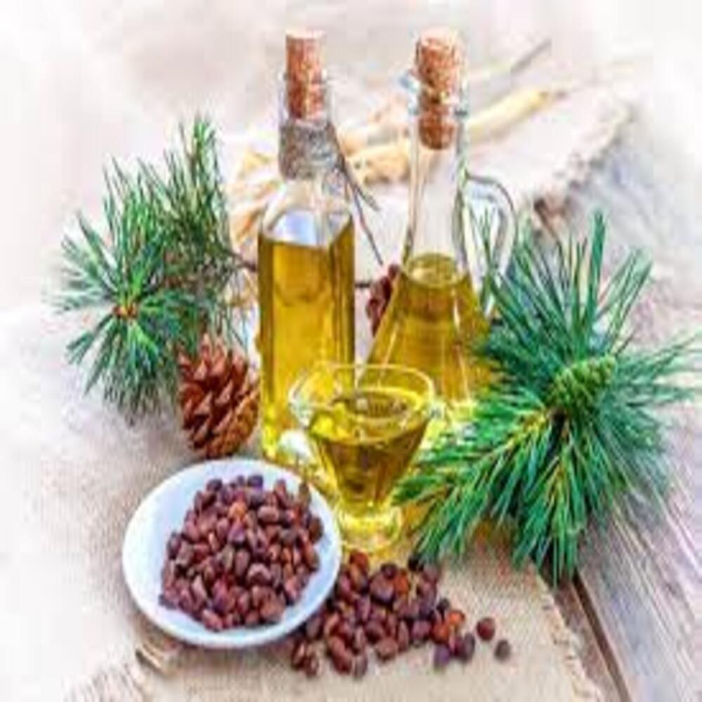 Sivaroma Leaves Cedar Wood Oil, for Medicine