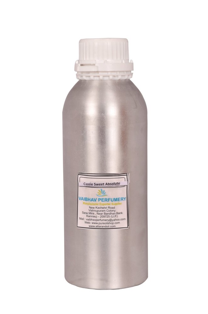 Steam Distilled Cassia Oil, Packaging Size: Aluminum Bottle