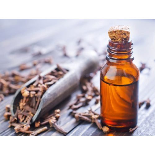 Clove Leaf Essential Oil, Packaging Size: 25 K.G Carboy