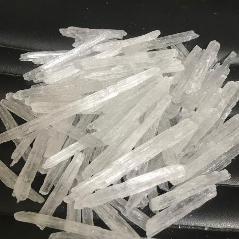 Crystal Melted Menthol Flakes, For Pharma, Packaging Size: Loose