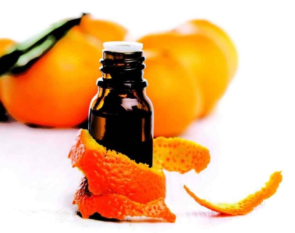 Characteristic Orange Oil 10 Fold