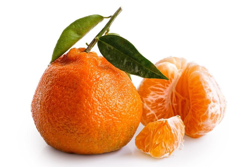 Liquid Excellent Mandarin Essential Oil, For Skin Care, Packaging Type: Hdpe Bottle