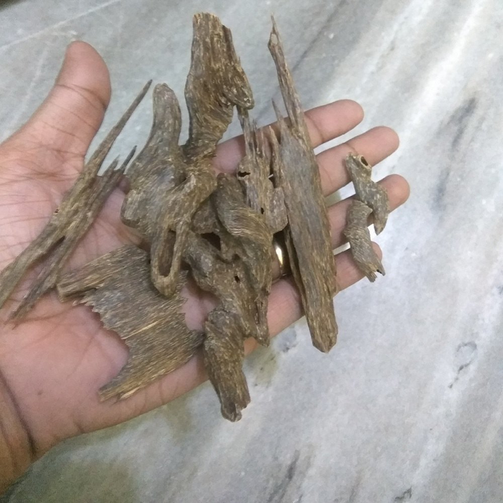 Black Agarwood Chips Oud, For Burning Purpose