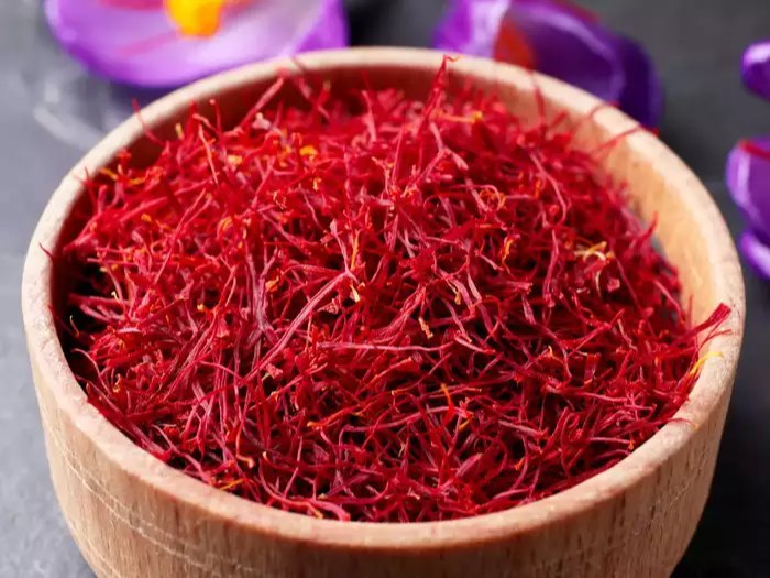 Natural Kashmiri Saffron / Kashmiri Kesar, Packaging Type: Plastic Box, Ready