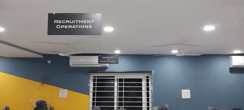 4 mm Black HANGING SIGN, For Office, Shape: Rectangle Shape