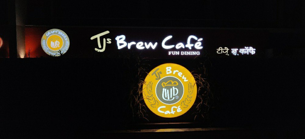 Multicolor Acrylic Thermoforming Signages, Packaging Type: Corrugated Box, for Advertising