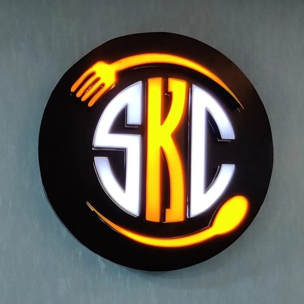 Led Lighting Acrylic Restaurant 3D Logo Sign Board, Shape: Round