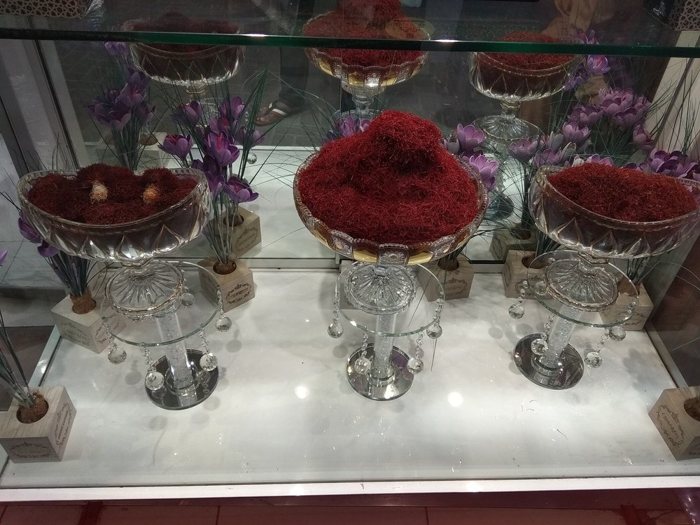 Finest Original Saffron, Packaging Type: Plastic Box, Ready Stock