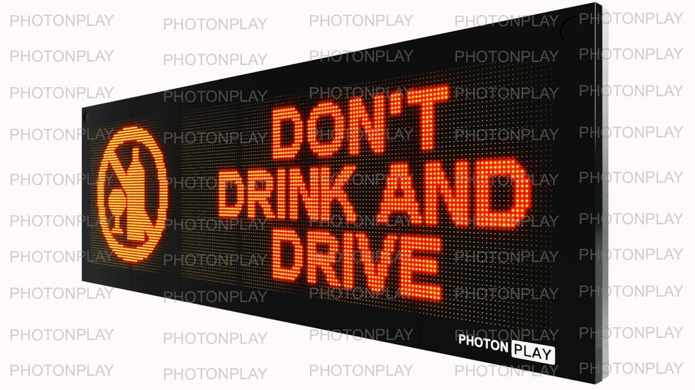 Photonplay Yellow Variable Message Signs, For Road Safety, Size: 5200 X 2000 X 350mm