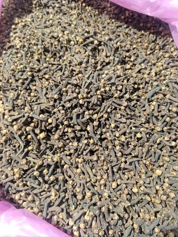 Brown Whole Organic Dry Cloves