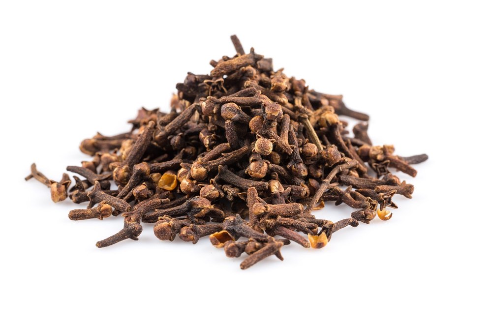 Organic Lavang/ Clove, Packaging: Packet