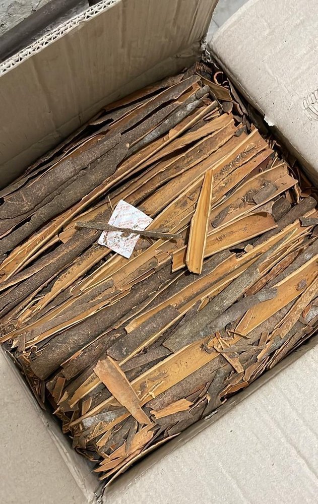 Sticks Organic Cinnamon Bark, For Cooking, Packaging Type: Loose