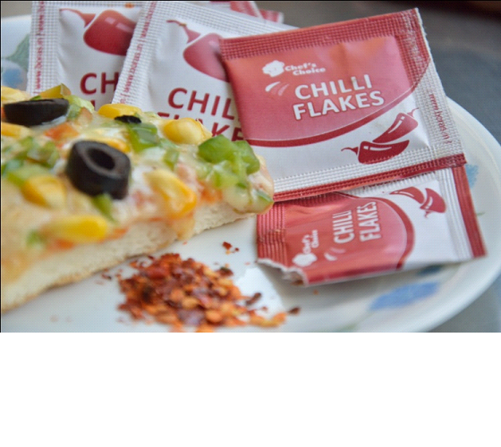 Potato Flake Red Chilli Flakes Sachet, Packaging Size: 50g