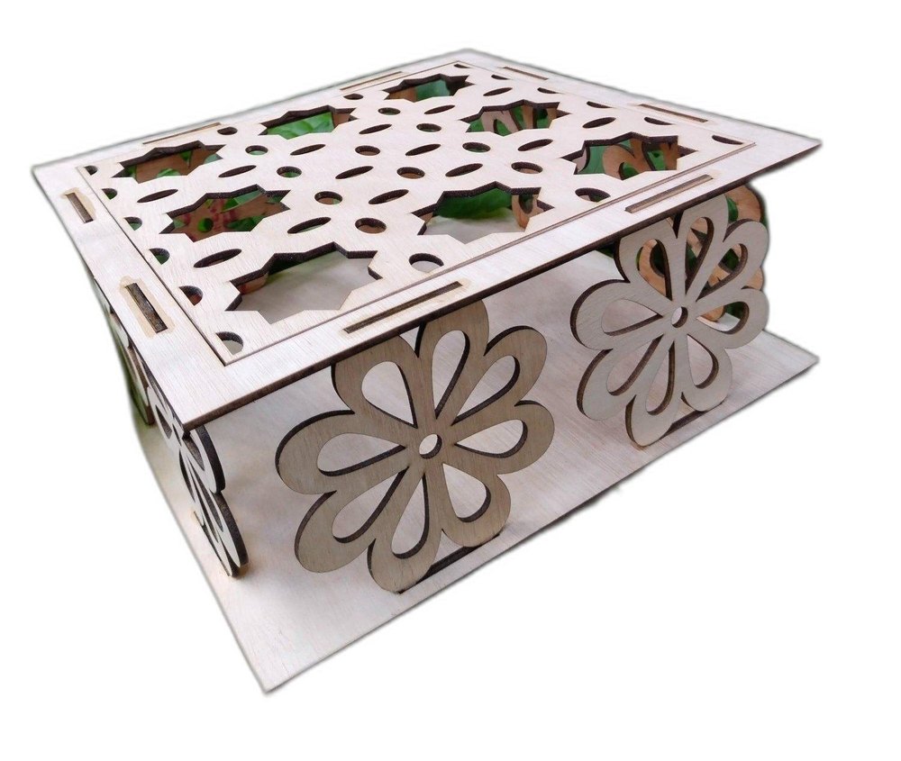 Beige Polished Square Pinewood Box, For Storage, Size: 8x8x3 Inch(l X W)
