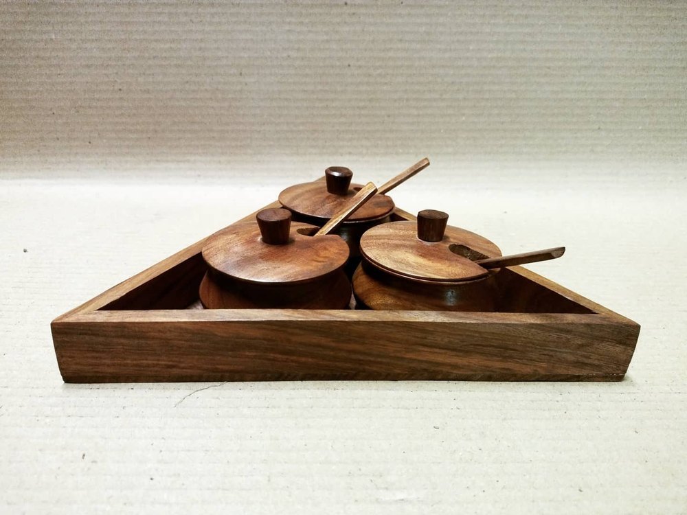 reddish brown wooden containers with tray, Capacity: Small