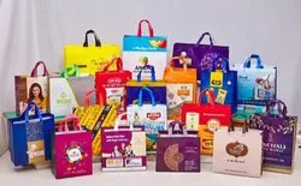 Plain, Printed Box Type & 3 Side Gazet Non Woven Shopping Bag, 100% Virgin
