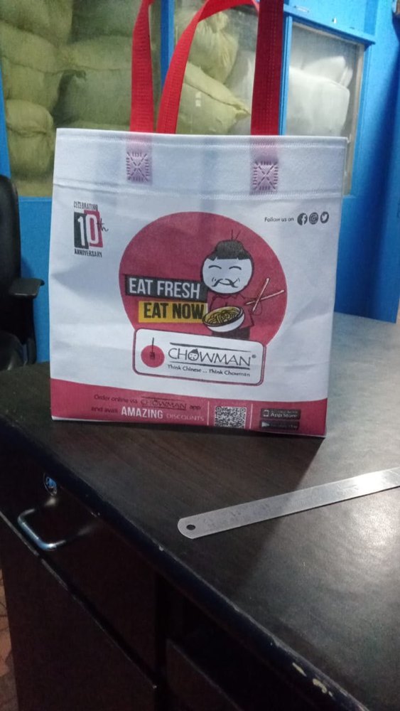 White and Red Non Woven Loop Handle Box Bag, Capacity: 5 kg, Size/Dimension: 17x13x5