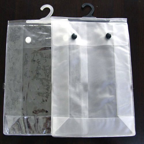 Pvc Button Bags With Hanger, 8 mm To 25 mm