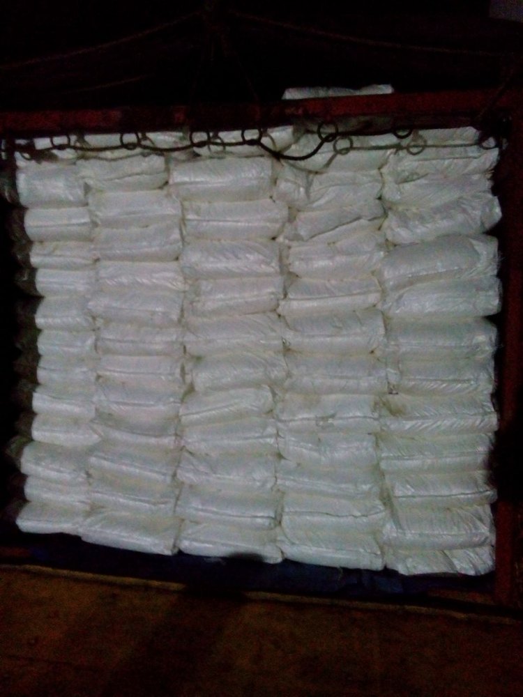 BP White PP Woven Laminated Gusseted Bags, For Packaging