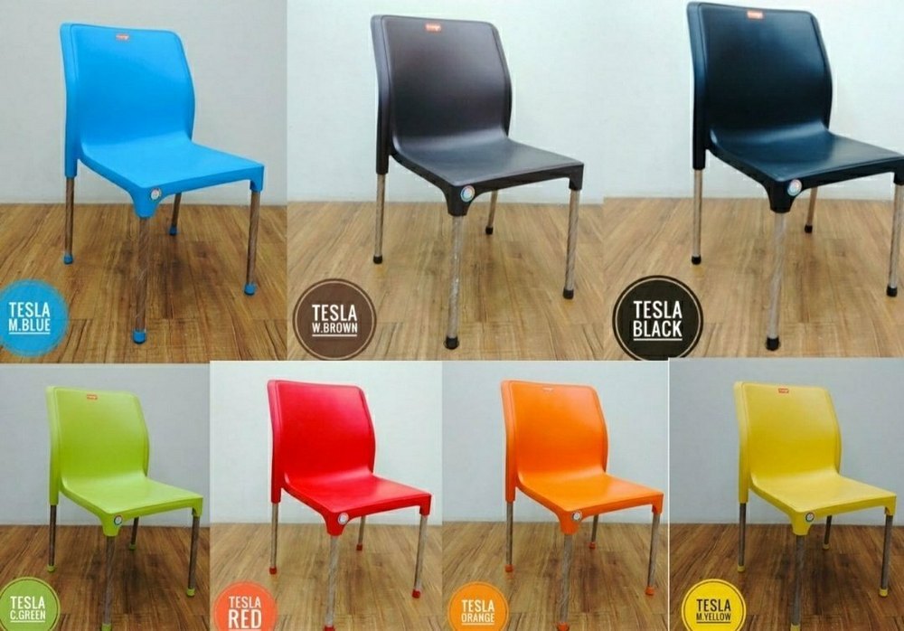 Mango Telsa Plastic Chair