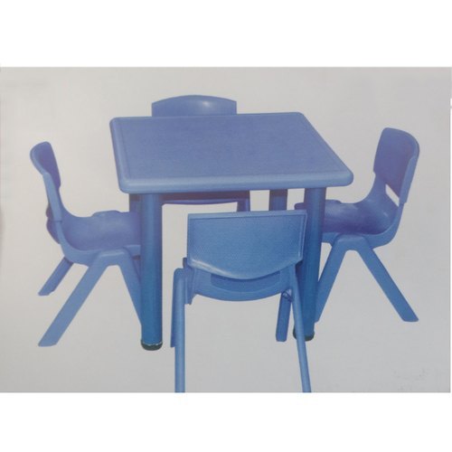 Plastic Kaartikeya 4 Seater Play School Tables