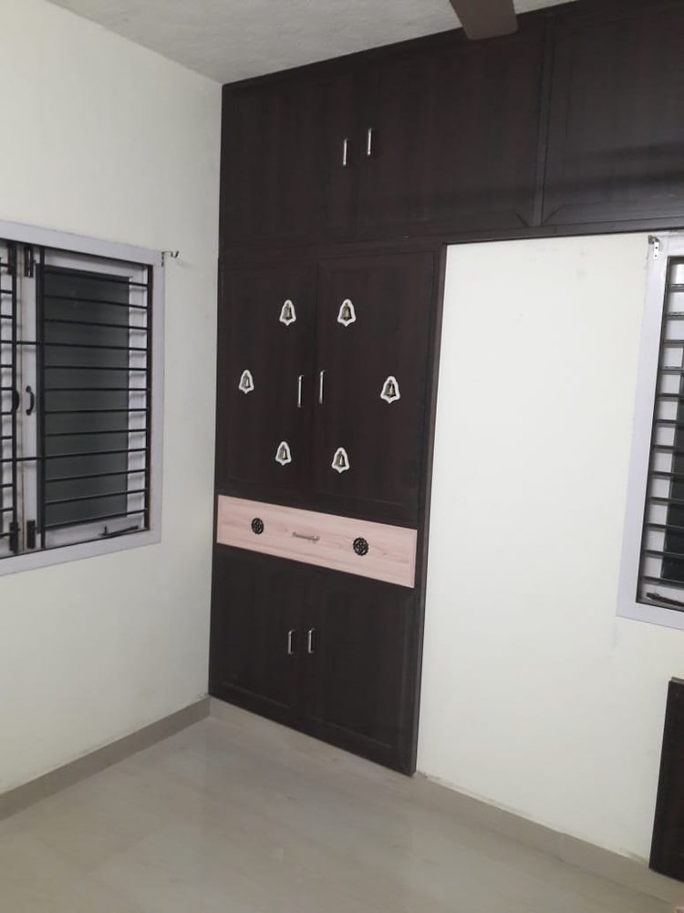 Hinged PVC Pooja Cupboard, Size: 4*3 Feet (h*w)
