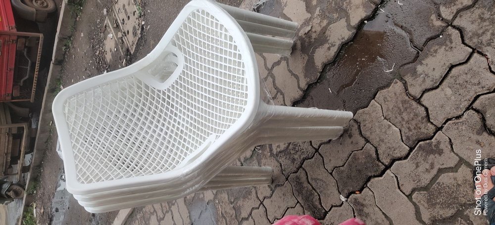 Nilkamal Vento Chair
