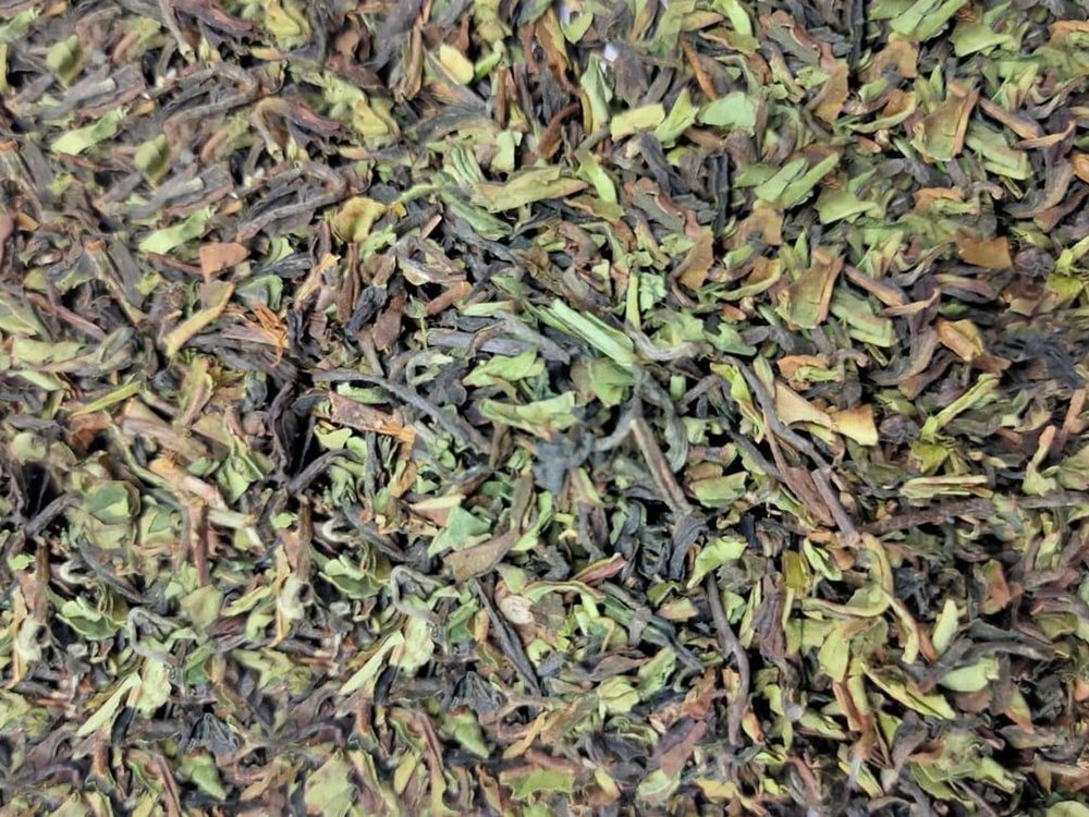 100% Green Dried Tea Leaves, Cool And Dry Place, Packaging Type: Original