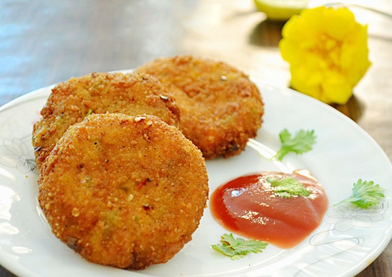 GOLDEN DELIGHTS Deep Fry Paneer Cutlet, Packaging Type: 10 Piece Per Packet