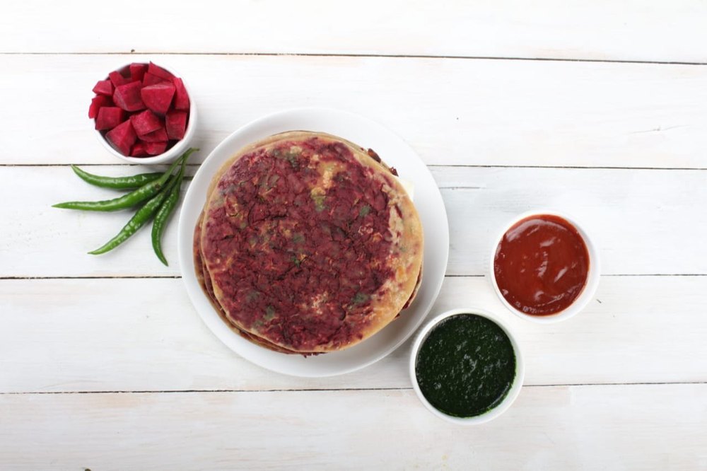 Deep Fry Beetroot Paratha, Packaging Type: Box