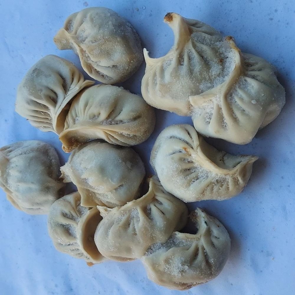 Delicious Frozen Chicken Momos, Packaging Type: Packet