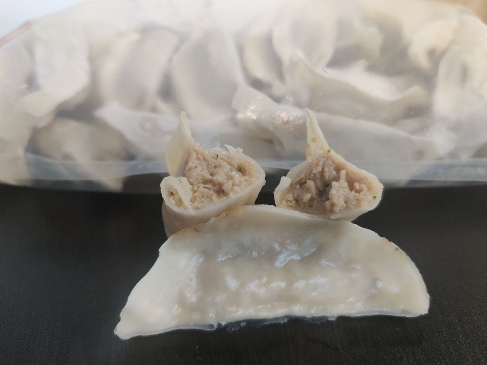 Chicken Momos, 1 kg (50 Pieces), Packaging Type: Packet