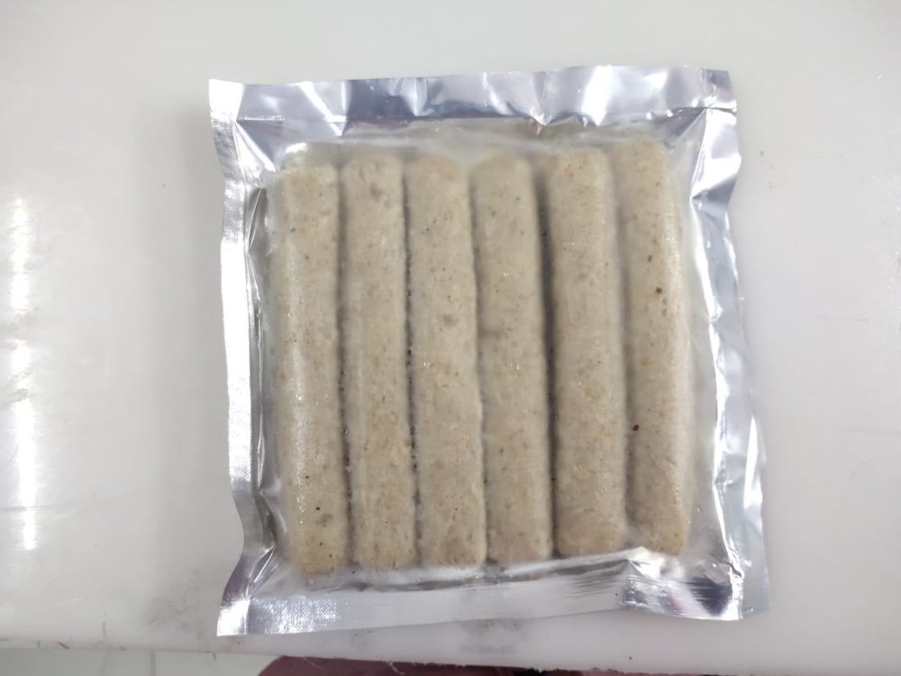 Frozen Chicken Sausage, For Household, Packaging Type: Packet