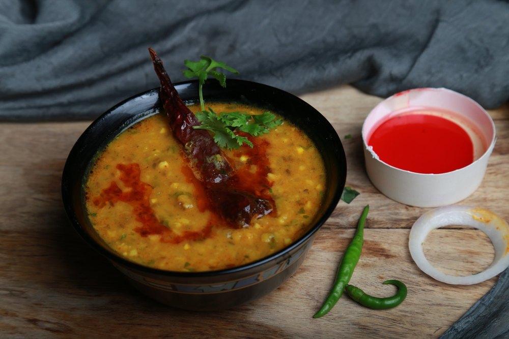Savory Lentils Frozen Dal Tadka, 1 Kg, Packaging Type: HDPE Bags