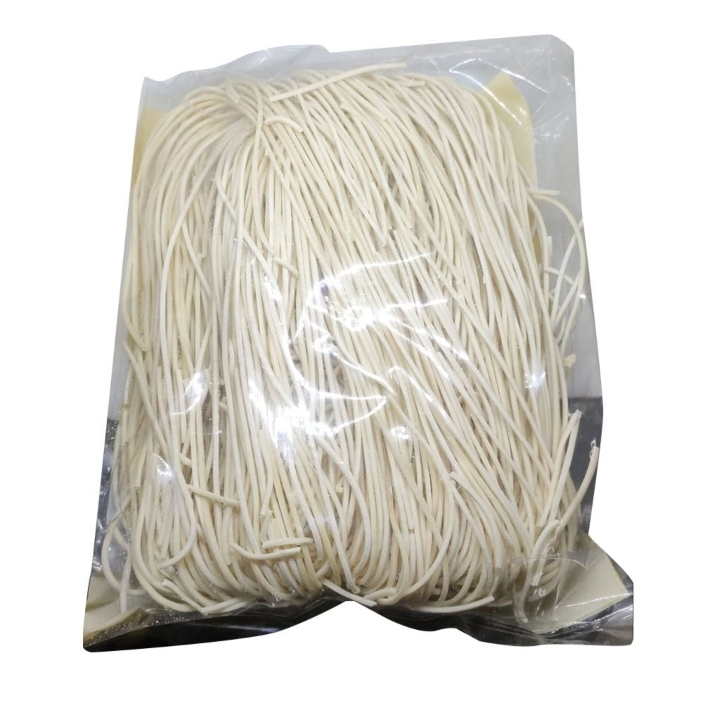 Plain Noodles Wheat Flour Raw Chowmein Noodle, Packaging Size: 450 Gms