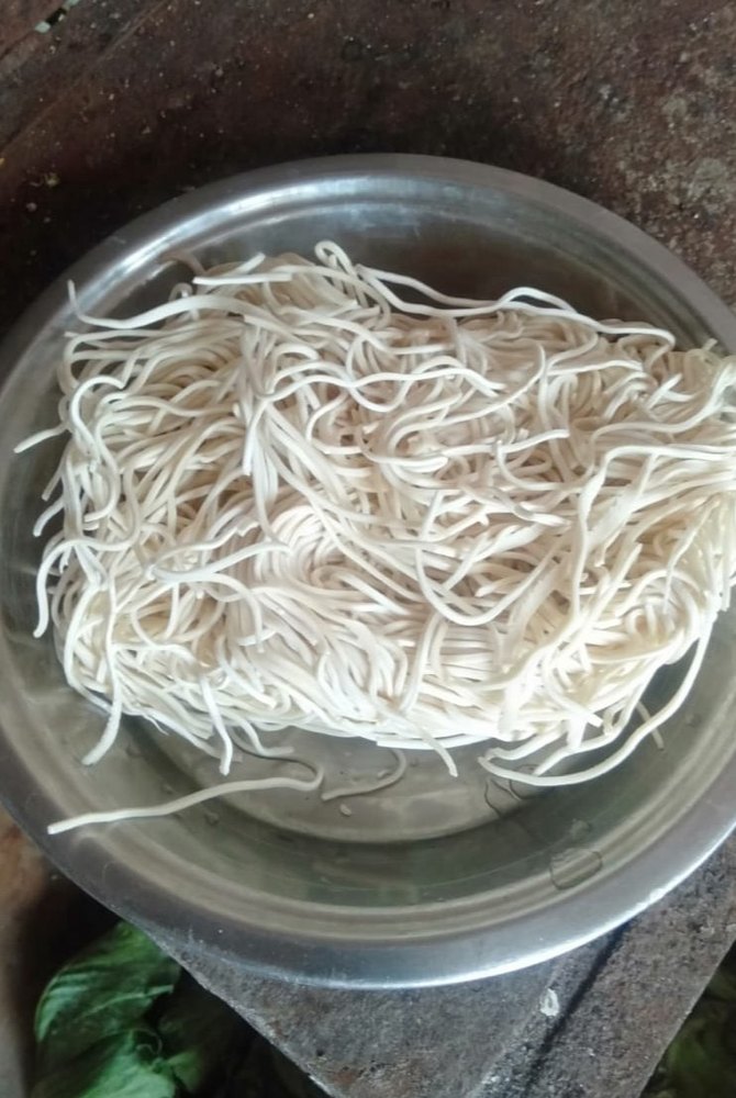 Frozen Chinese Noodle, Packaging Size: Loose