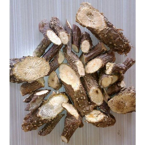 Tinospora Cordifolia Brown Dry Giloy Root, Packaging Type: Poly Bag, Packaging Size: 30 kg