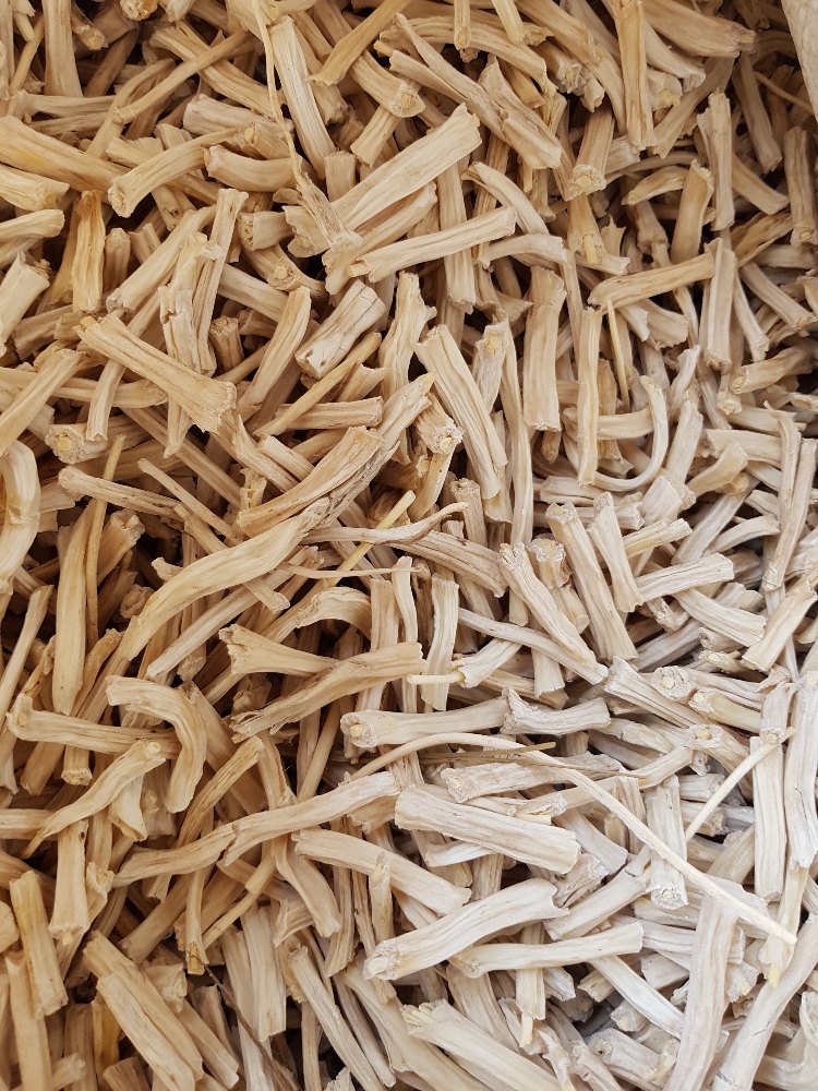 Dry Shatavari Root, Grade Standard: White, Packaging Size: 50kg