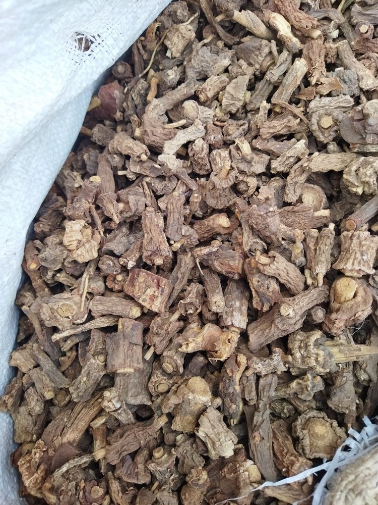 Raw Powder Wild Nannari Hemidus Indicus Naruneendi Anantmool Roots, Packaging Size: 100gram 1kg 20kg