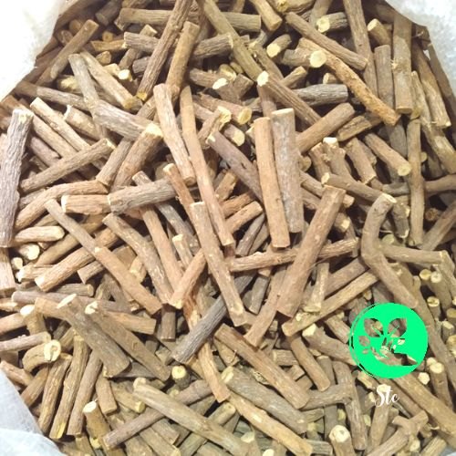 Solid Dry Material Mulethi Licorice Root, Packaging Size: 1Kg