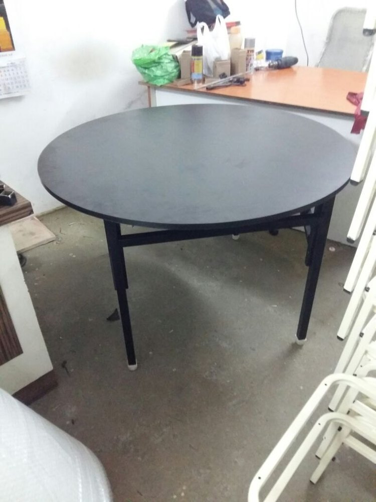 Black Round Folding Banquet Table